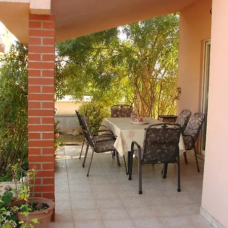 Rose Garden Šišan