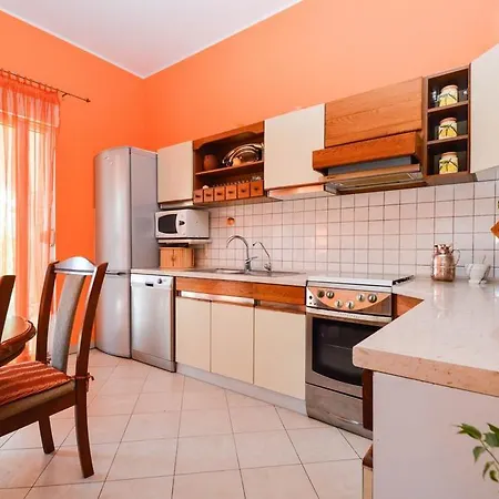 Rose Garden Villa Sisan